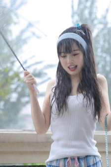 美丽姑娘视频在线观看免费高清版